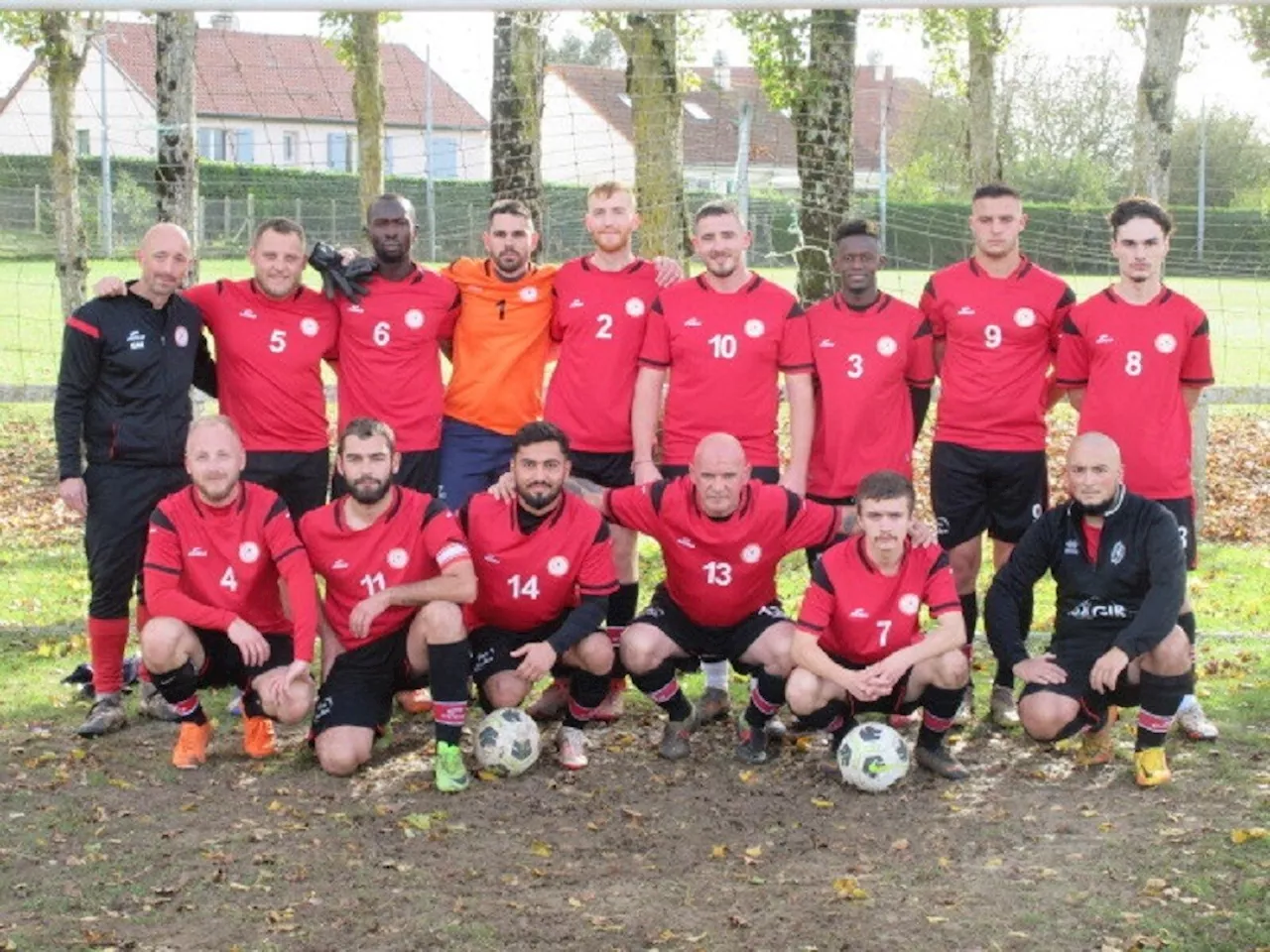 Un dimanche de Coupe de Normandie : sur la touche d'un match de foot sans insulte