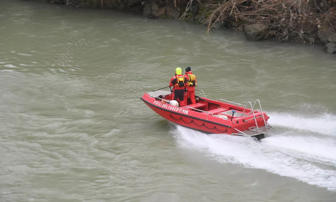 Il maltempo travolge Parma: trovato il cadavere della donna dispersa, crollati due ponti