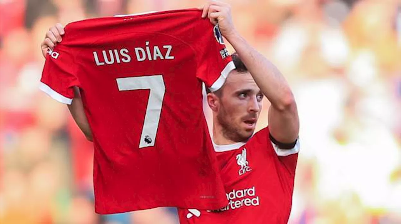 Liverpool show support for absent Diaz in Forest win