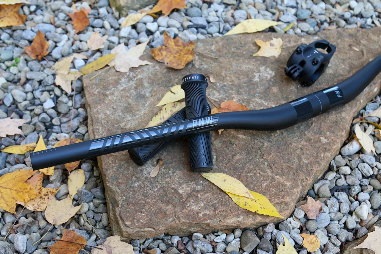 PNW Loam Carbon Handlebar Offers Predictable Comfort with CBD Layup