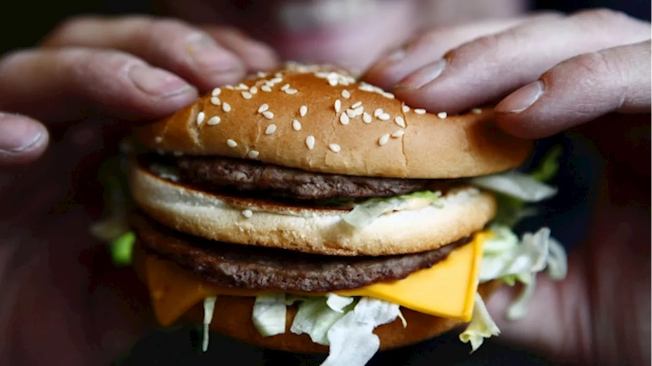 McDonald’s Sales Top Estimates With Help From Pricier Burgers