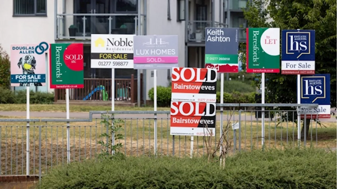 UK Mortgage Approvals Sink to Eight-Month Low After Rates Jump