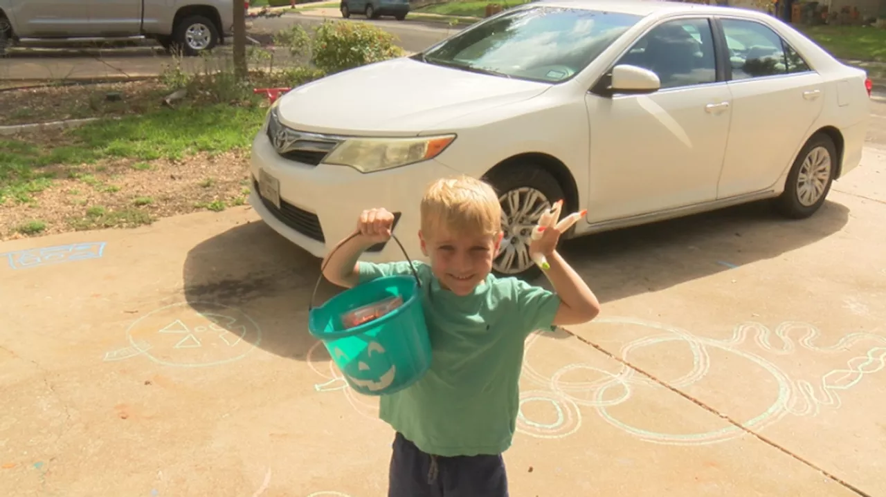 Teal pumpkins signal safe treats for Austin kids with food allergies this Halloween