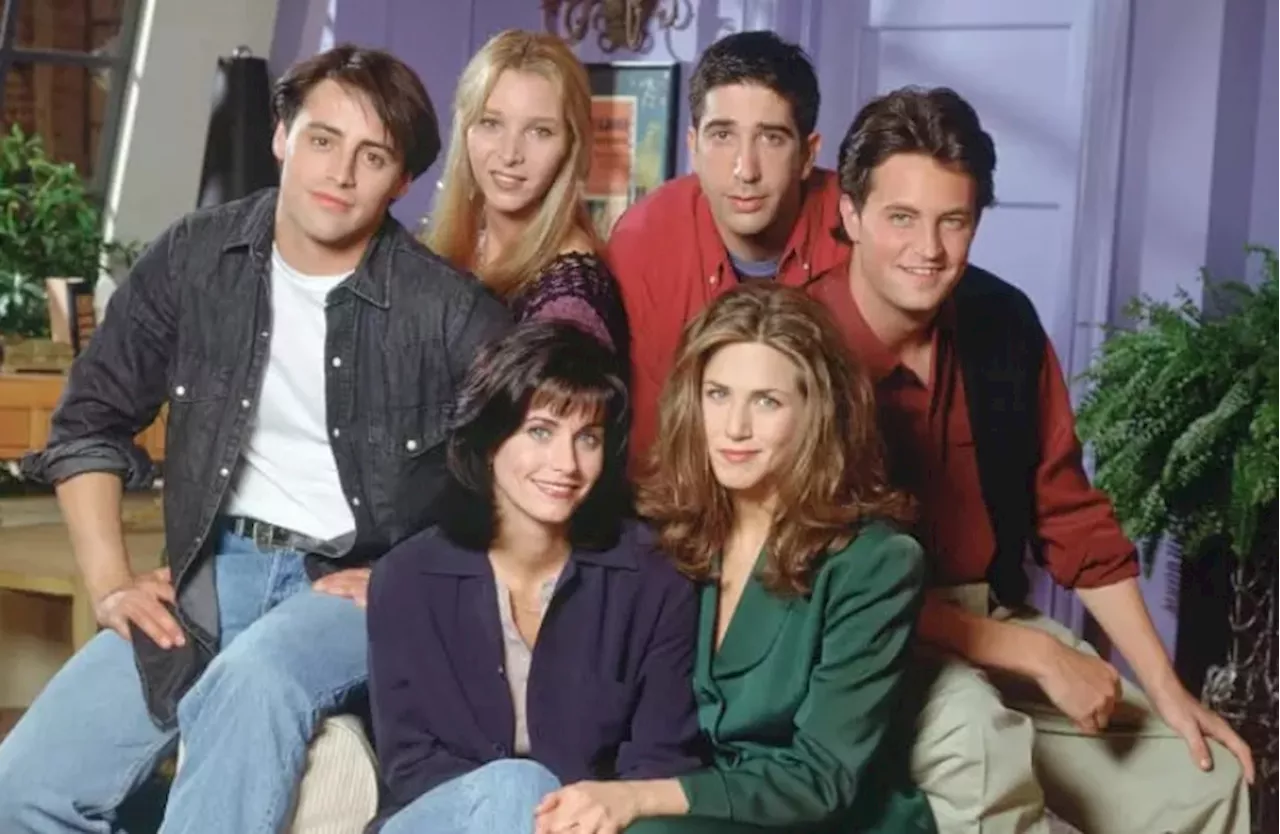 Astros de “Friends” dizem estar totalmente devastados com morte de Matthew Perry