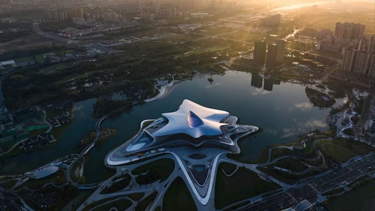 This massive ‘floating’ museum is straight out of science fiction