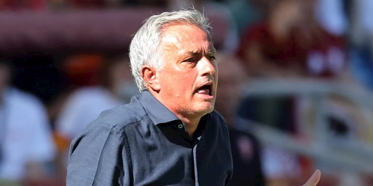 Mourinho e la frase sarcastica sui fischietti per Lukaku: il retroscena di San Siro