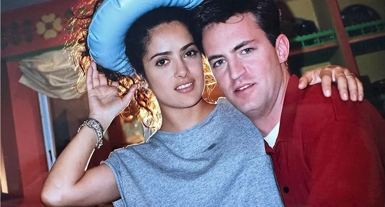 Salma Hayek reacciona a la muerte de Matthew Perry: 'Amigo mío, nunca te olvidaremos'