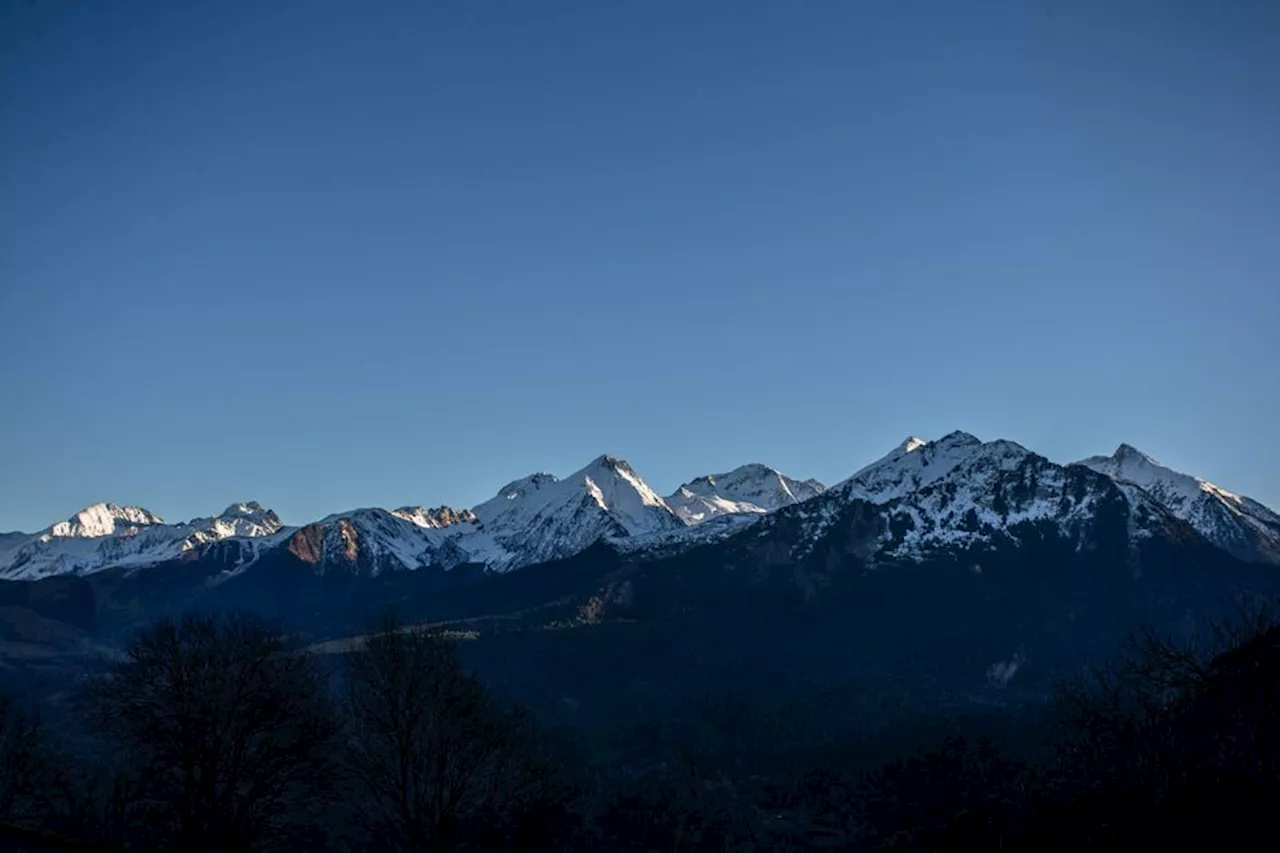 Neige : l'automne s'installe avec un manteau blanc dans les Pyrénées