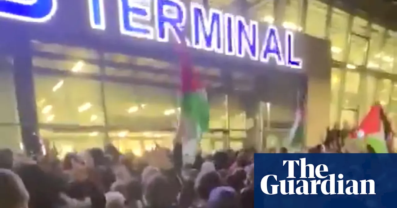 Mob storms Russian airport in search of passengers from Israel