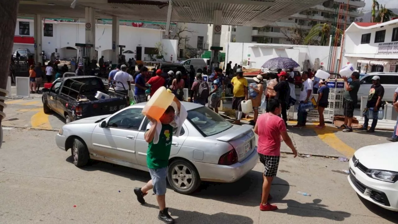 Regresa la gasolina a Acapulco, Pemex habilita 12 gasolineras para el público en general