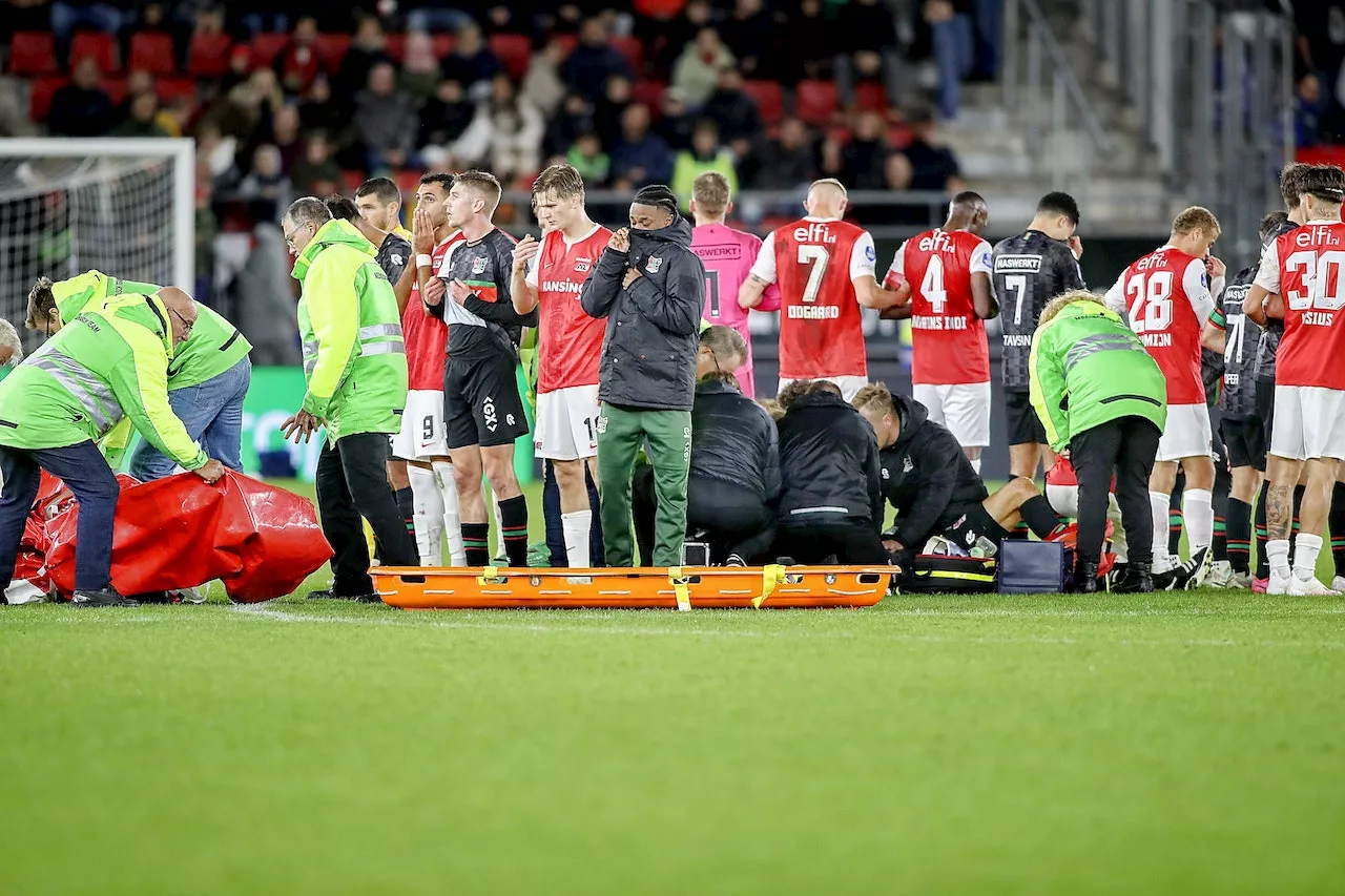 Schockmoment: Bas Dost bricht zusammen, kann aber wiederbelebt werden