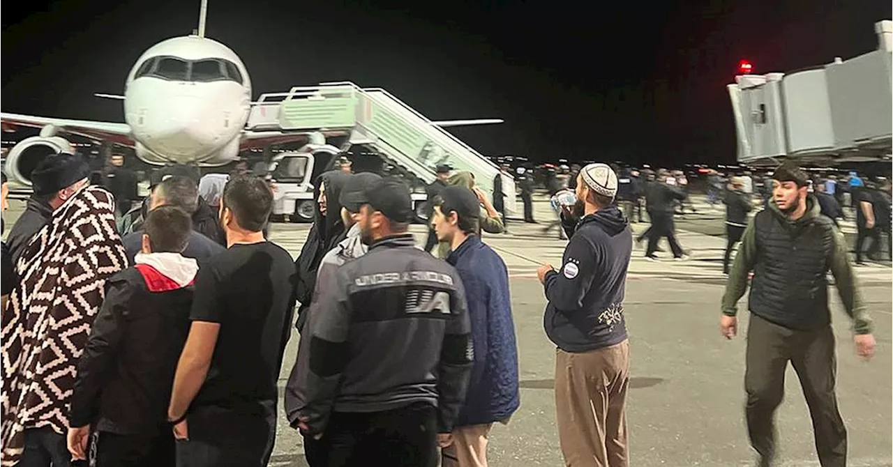 Hundreds Storm Russian Airport In Antisemitic Riot After Plane Arrives From Tel Aviv