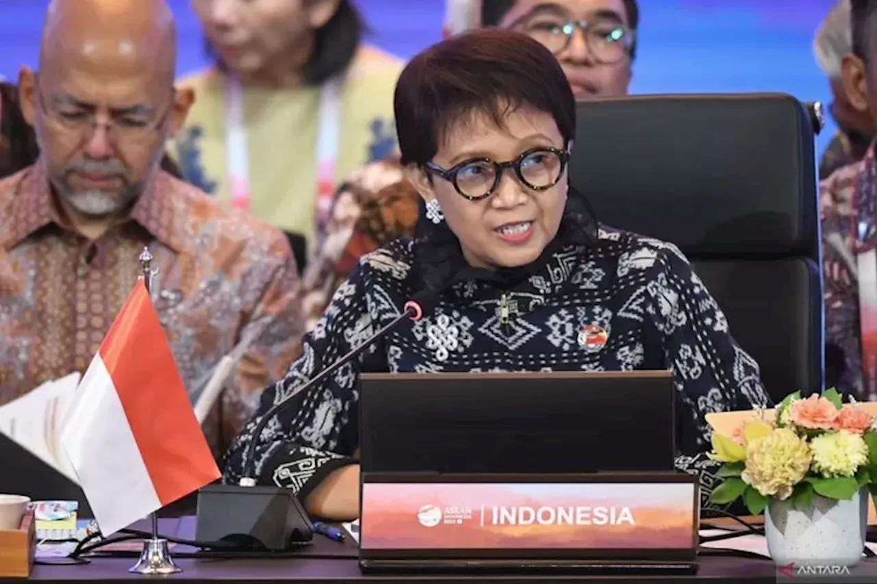 Israel Gempur Jalur Gaza, Menlu RI Desak Resolusi Tiga Plus Satu