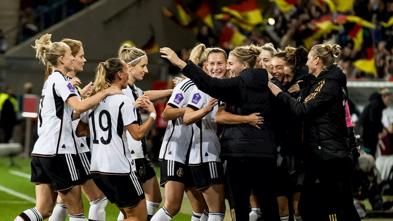 DFB-Frauen siegen deutlich bei Hrubesch-Comeback