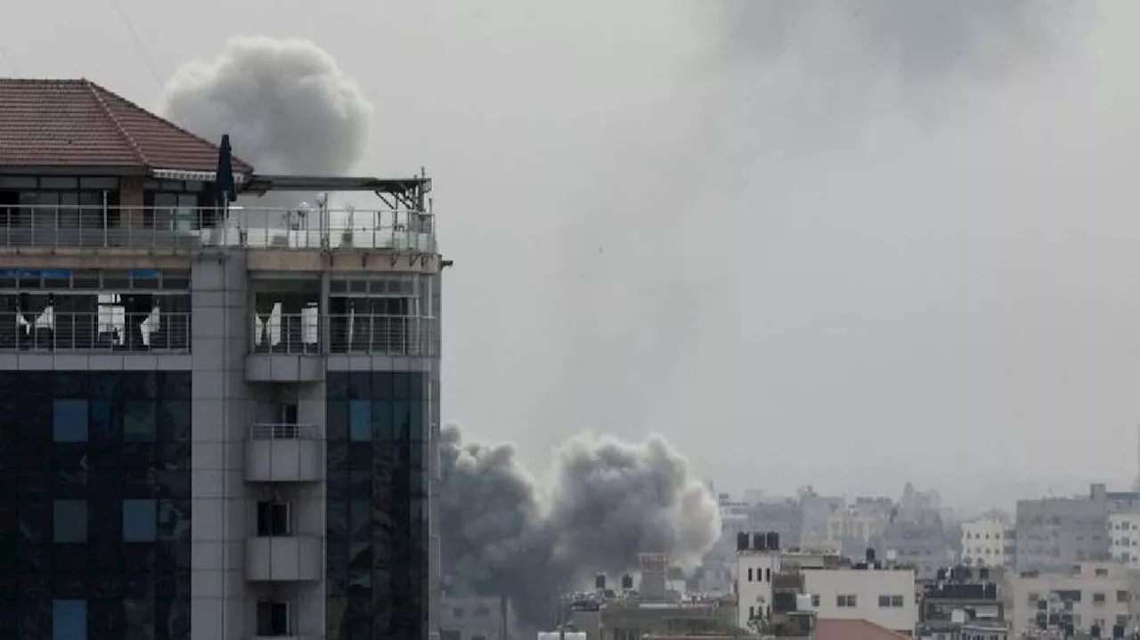 Israeli forces attack Gaza's main city from two directions