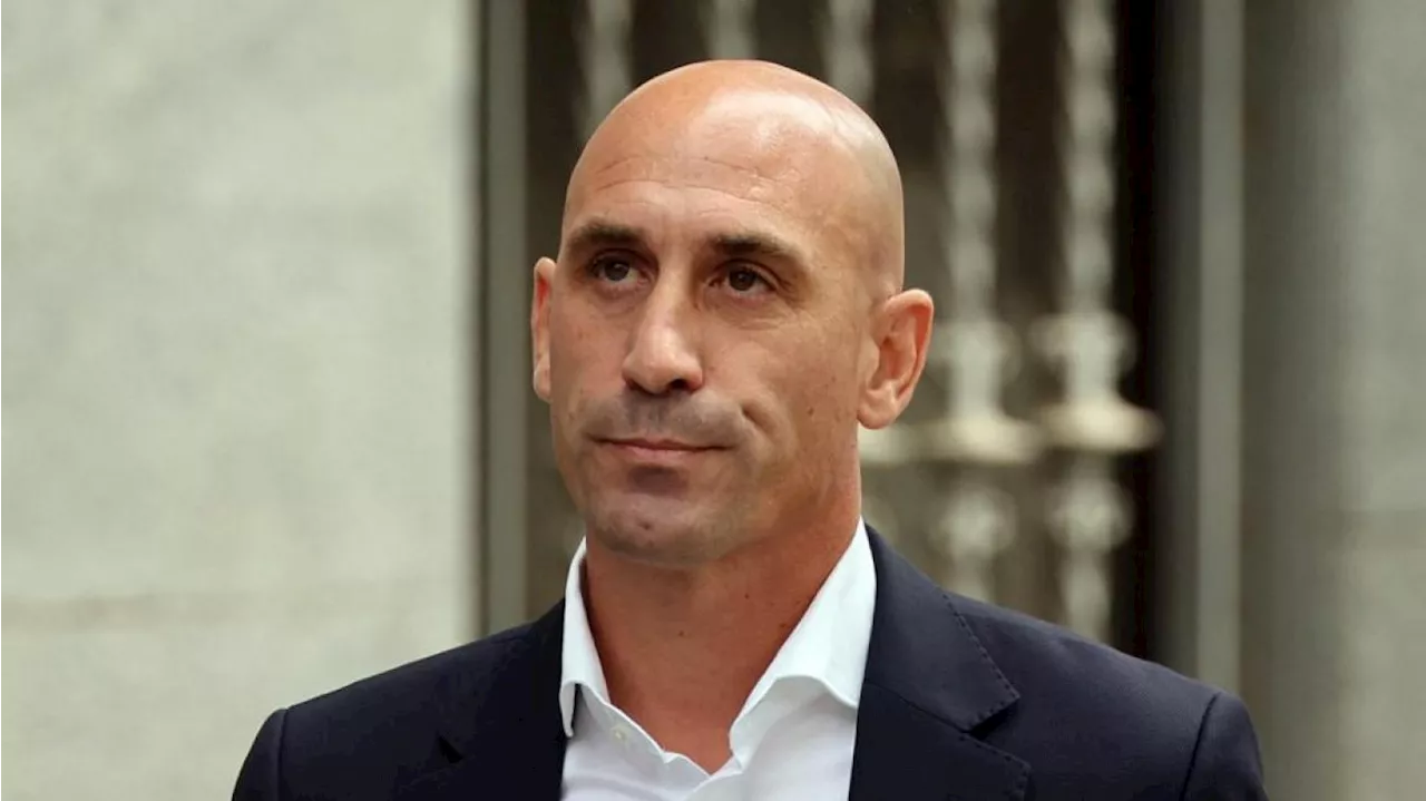 Baiser forcé : Luis Rubiales suspendu trois ans par la Fifa