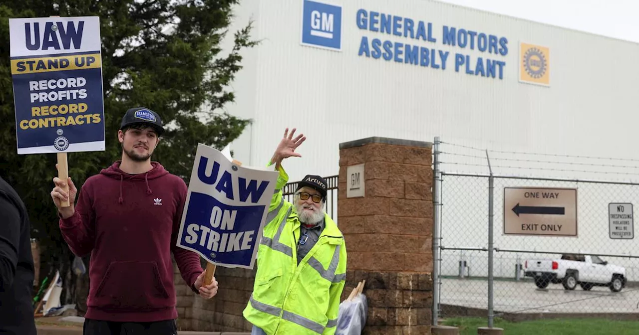 États-Unis : après Ford et Stellantis, General Motors signe à son tour un accord de principe avec le syndicat UAW