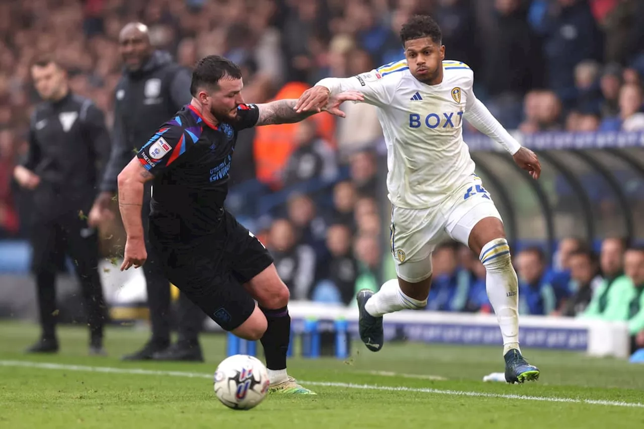 Leeds dominate Huddersfield with a 4-0 victory