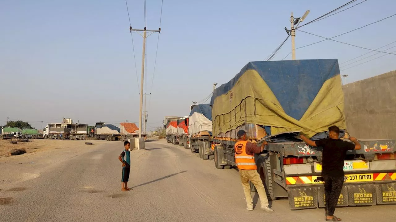 Guerre Israël-Hamas : une trentaine de camions d'aide humanitaire sont entrés à Gaza dimanche