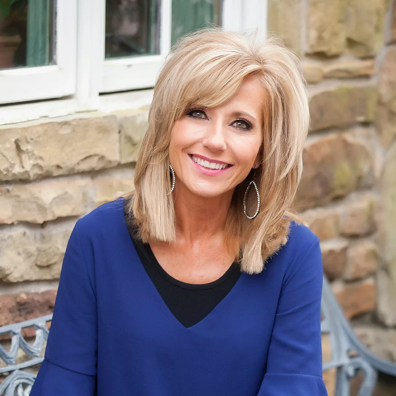 Beth Moore | Lifeway