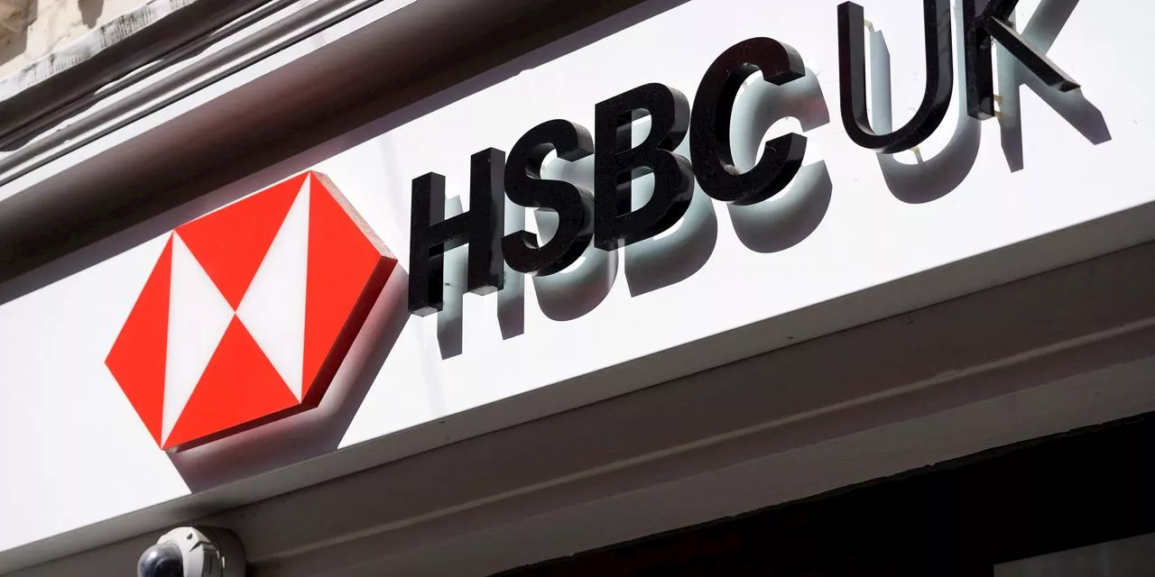 HSBC sets aside $300 million extra for performance pay and $3 billion for stock buybacks