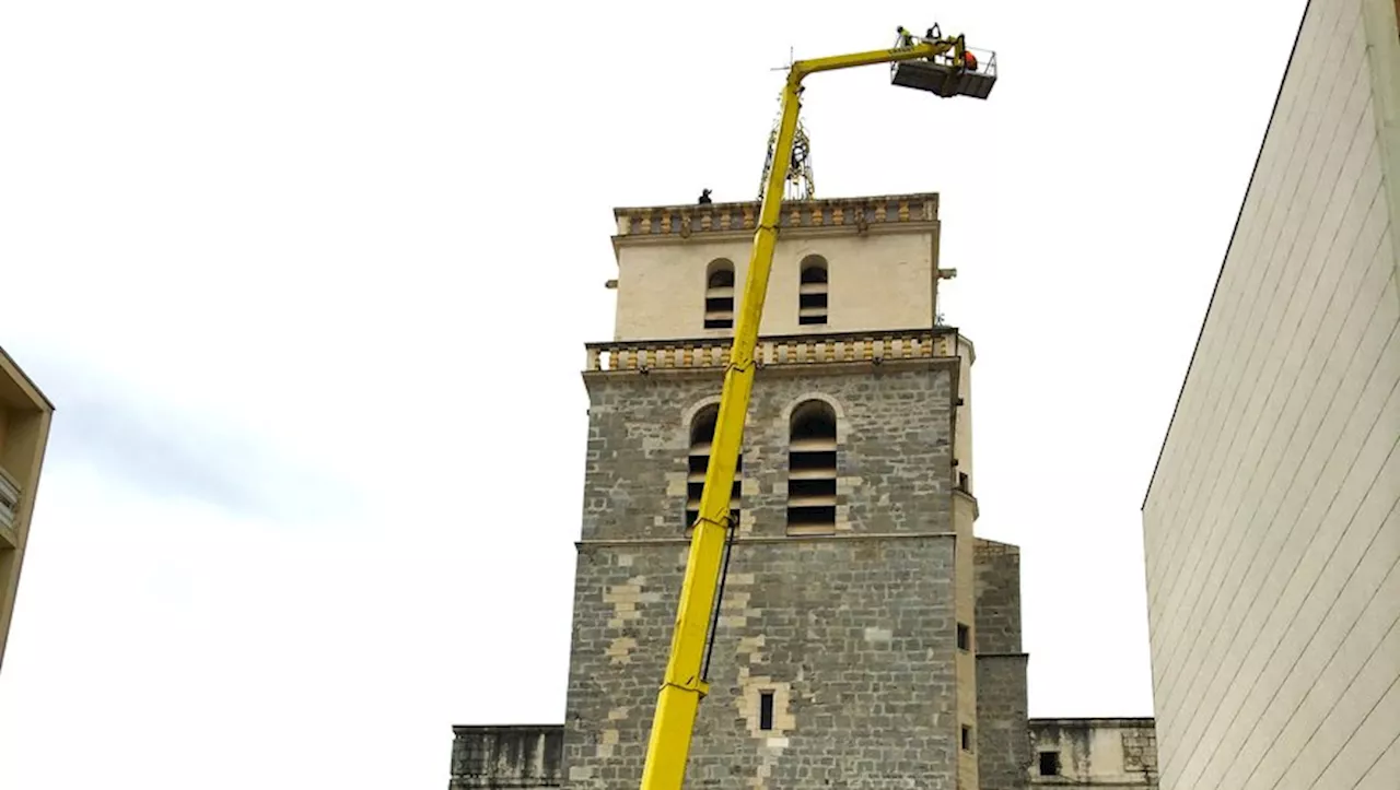 Alès : une grue à haute portée pour le futur éclairage de la cathédrale