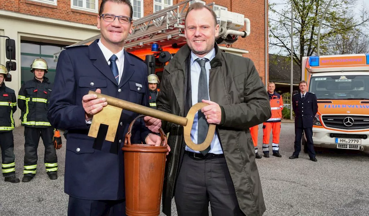 Skurriler Streit: Hamburgs Feuerwehr-Chef fordert Posten zurück