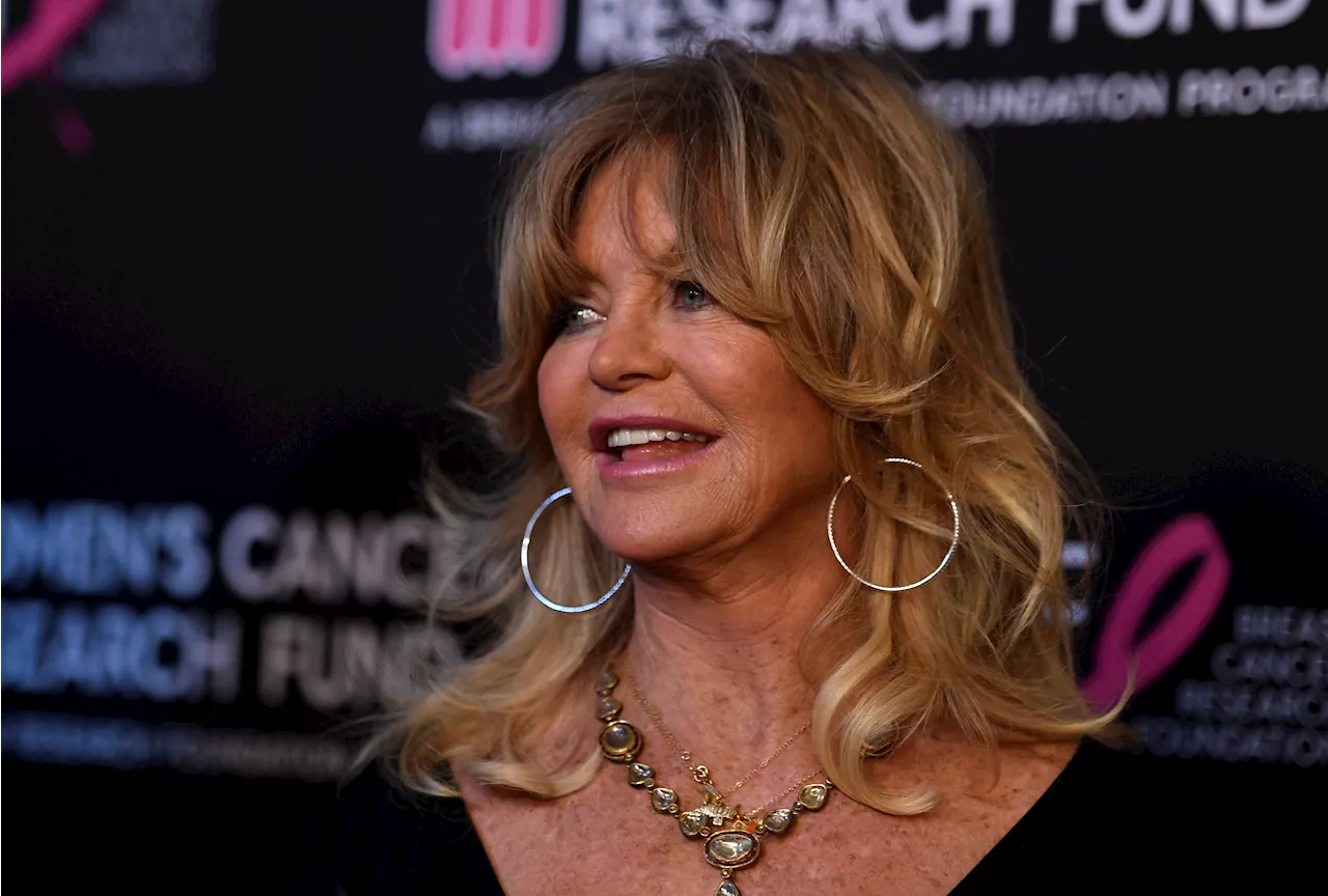 Goldie Hawn says aliens may have touched her face in an out-of-this -world encounter