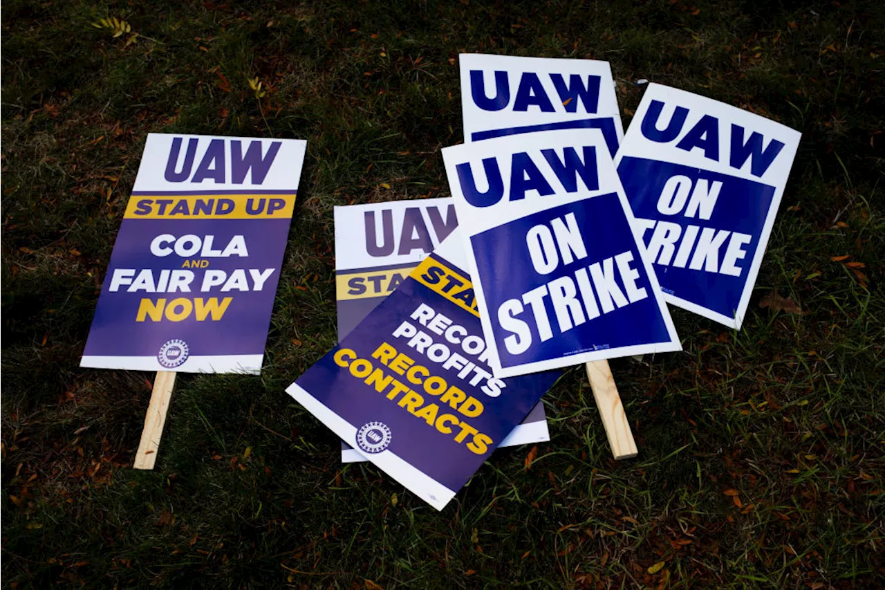 Thousands more UAW members go on strike as General Motors remains lone holdout