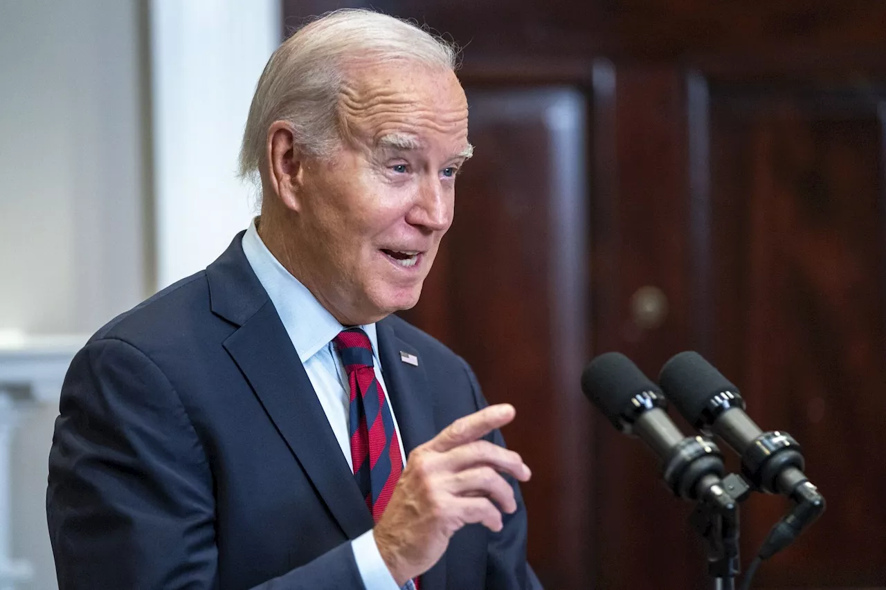 Biden administration is moving toward a narrower student loan relief targeting groups of borrowers