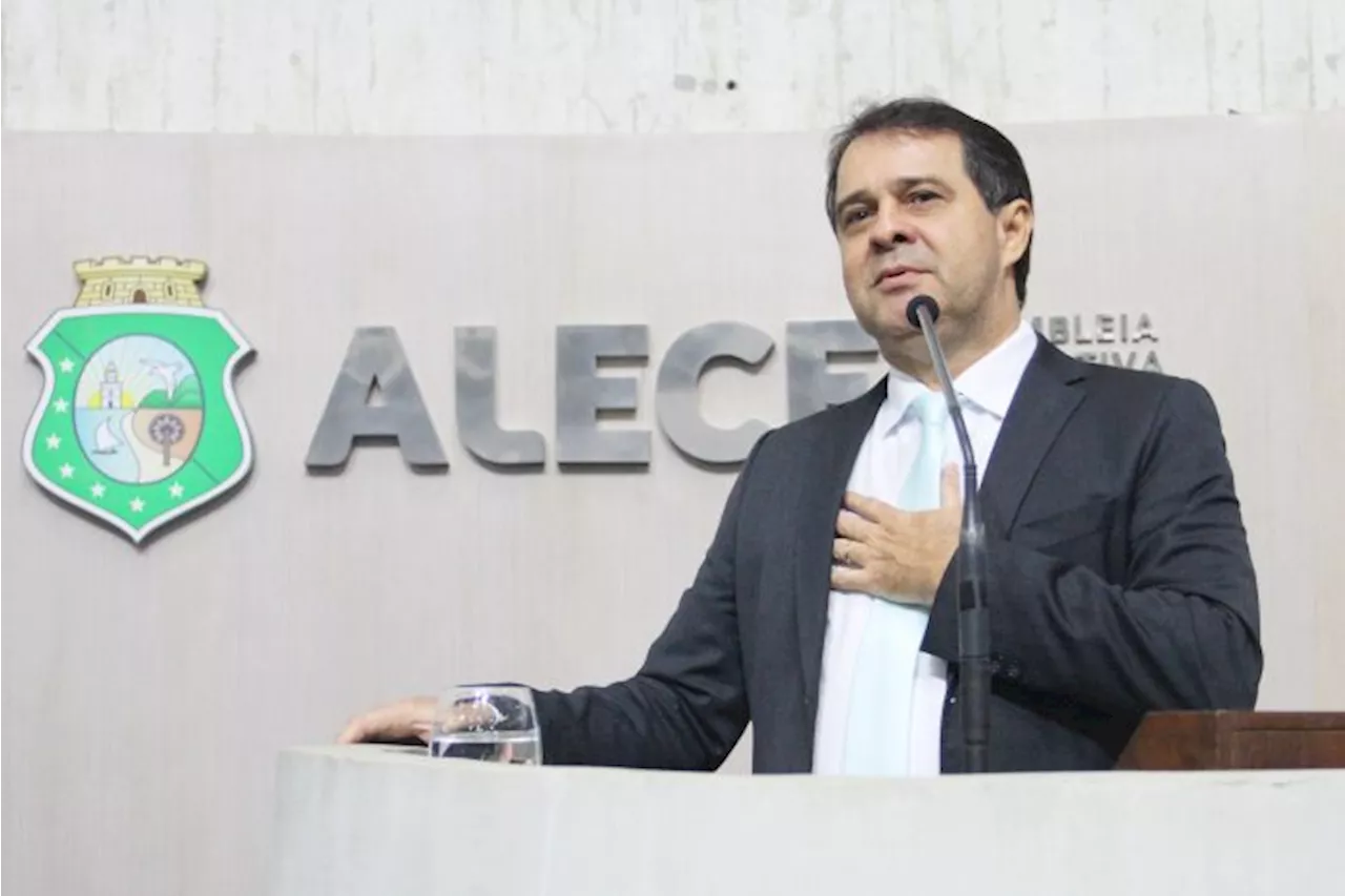 Crusoé: “ TRE permite que presidente da Alece deixe o PDT sem perder cargo”