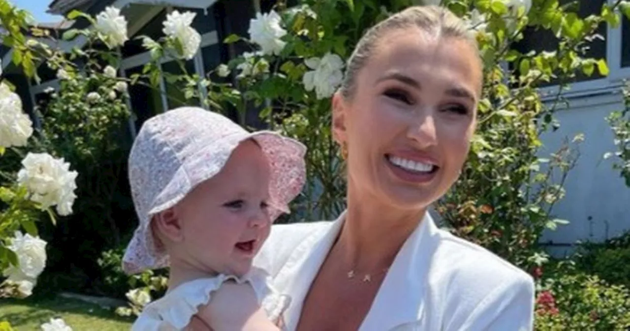 Billie Shepherd cruelly mum-shamed on luxury holiday with sister Sam Faiers