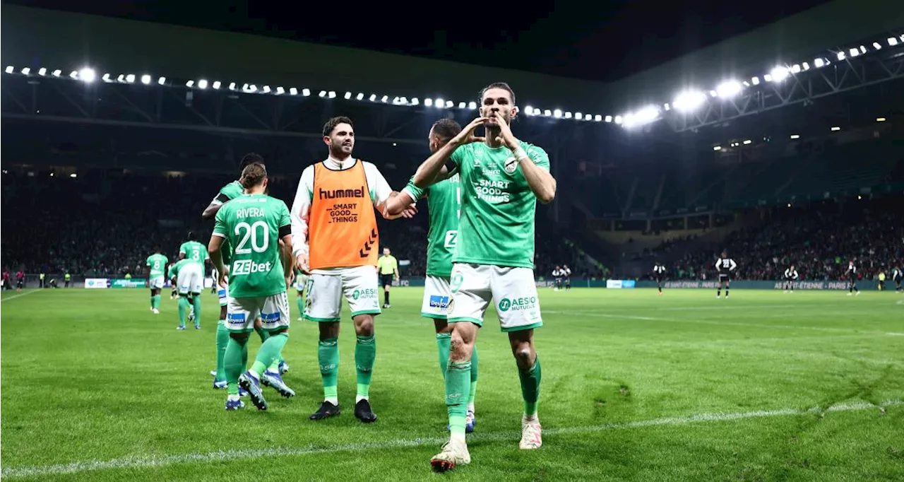 L'ASSE s'impose face à Angers et prend la 2e place de la Ligue 2