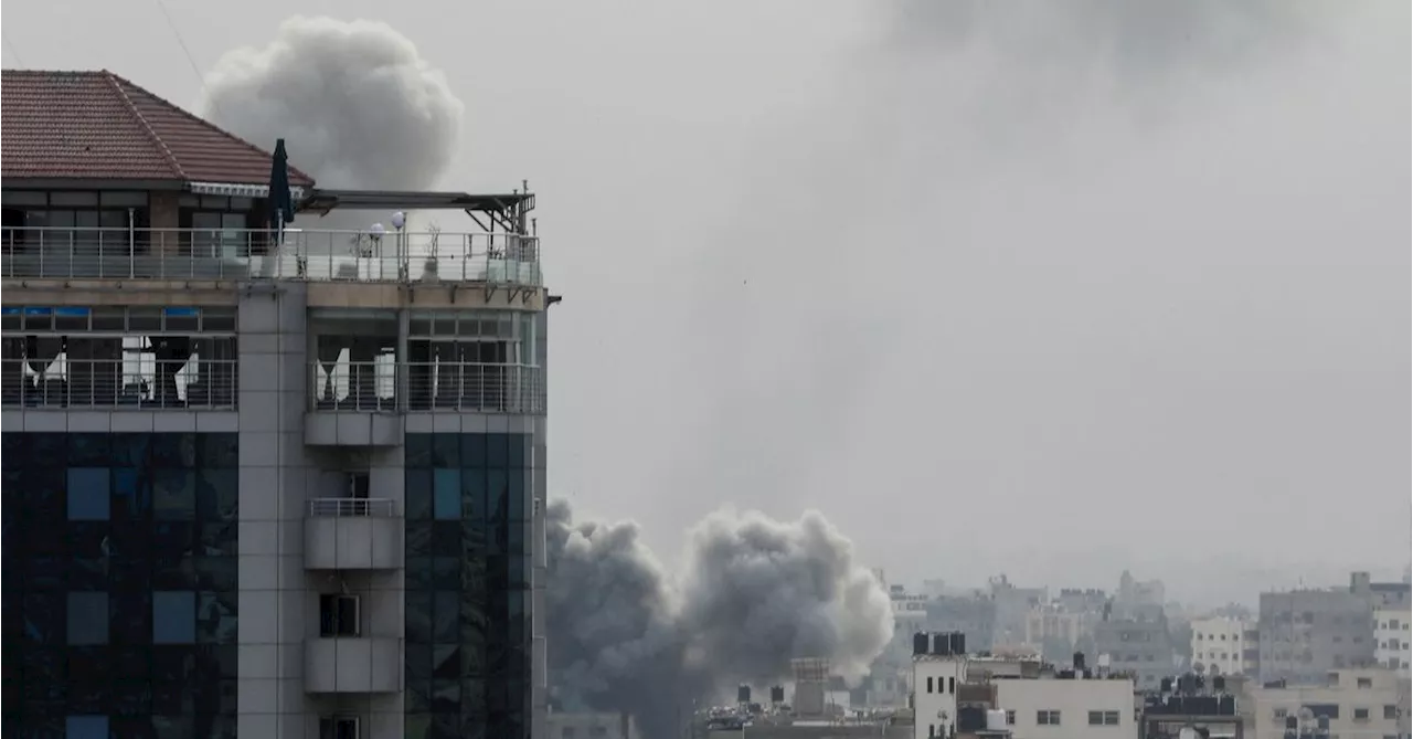 Israel pounds Gaza's north as it steps up ground assault