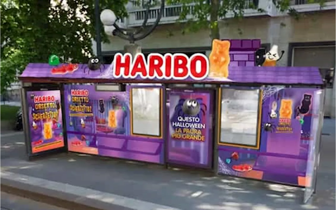 Orsetto o scherzetto, a Milano il tram Haribo a tema Halloween fino al 31 ottobre