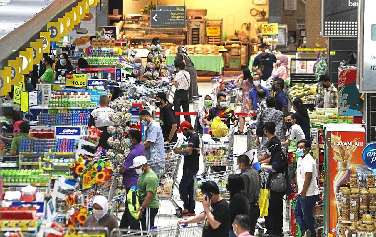 Don't resort to panic buying, says Sarawak minister