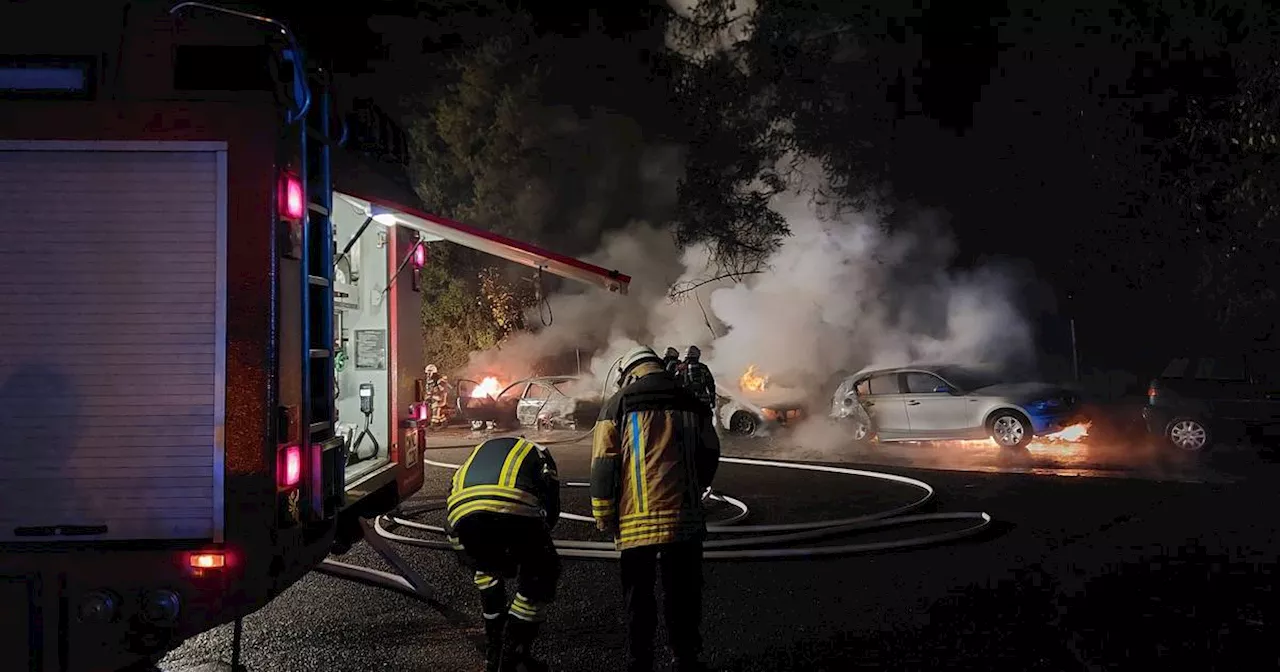 St. Wendel: Mehrere Autos ausgebrannt - was bislang bekannt ist