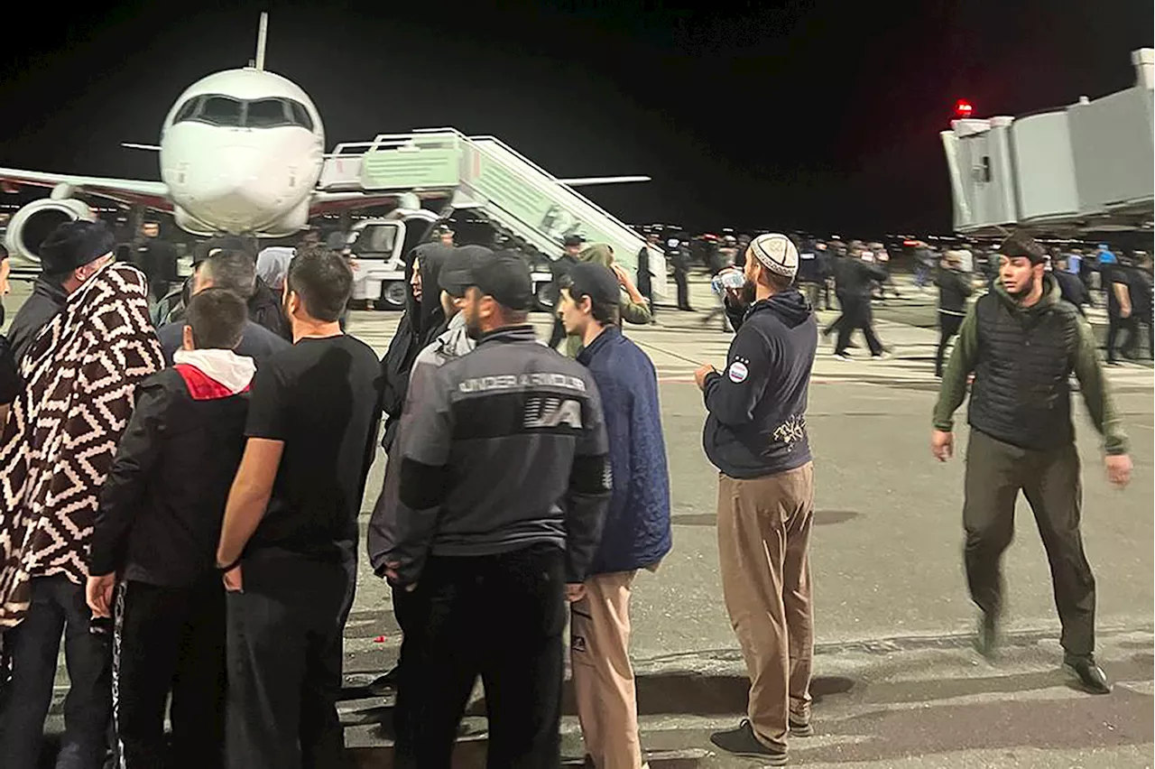 Anti-Israel protesters storm Dagestan airport ‘searching for passengers from Tel Aviv’