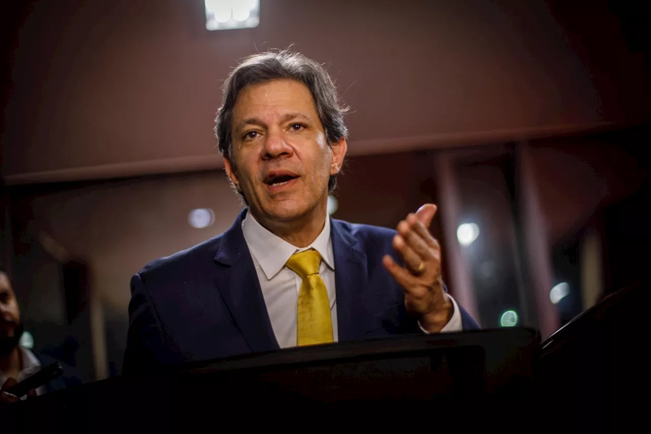 Haddad defende Lula, reafirma busca por equilíbrio fiscal, mas evita questão do déficit zero