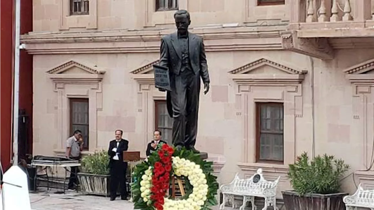 A 150 años de su natalicio, develan estatua de Francisco I. Madero en Parras