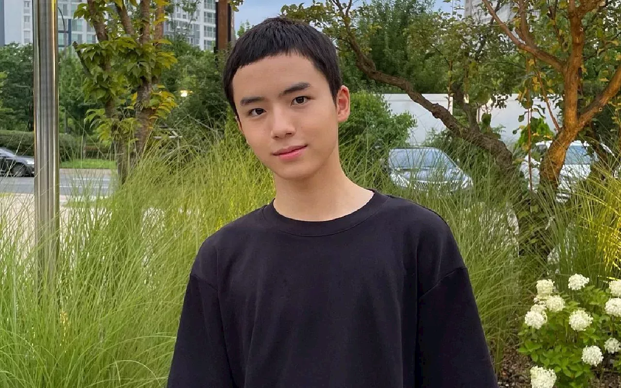 Visual Unyu Moon Woo Jin Kembali Dibahas, Efek Manglingi di 'Castaway Diva'