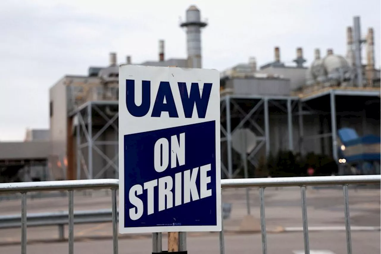 United Auto Workers Reach Tentative Contract with Ford Motor