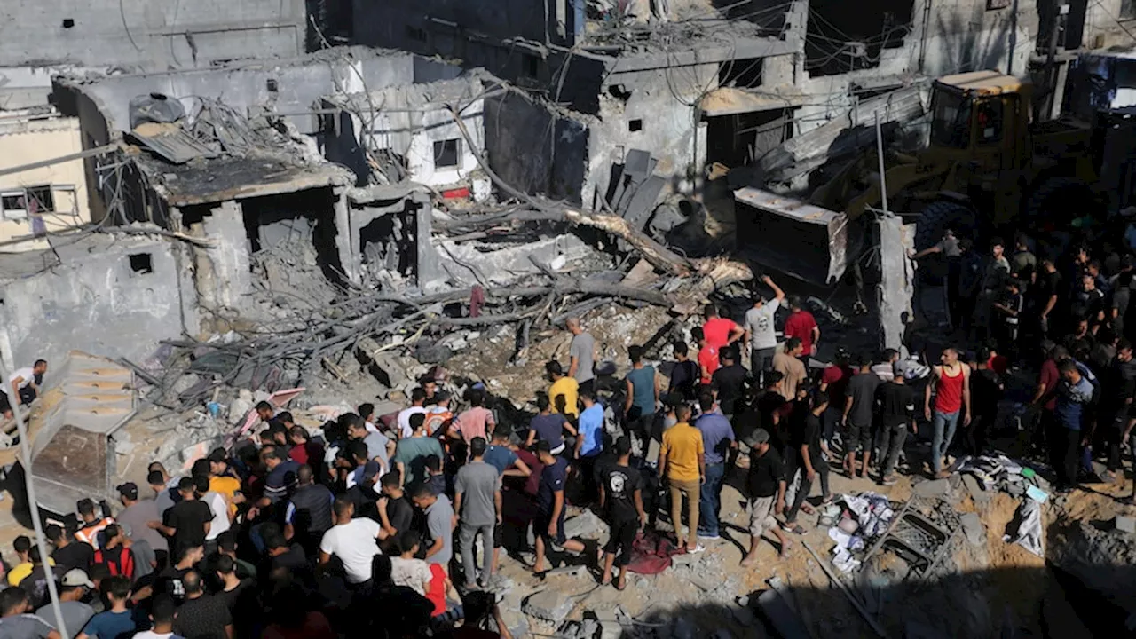 Hospitals in Gaza City and Northern Gaza Bombarded for Second Consecutive Day