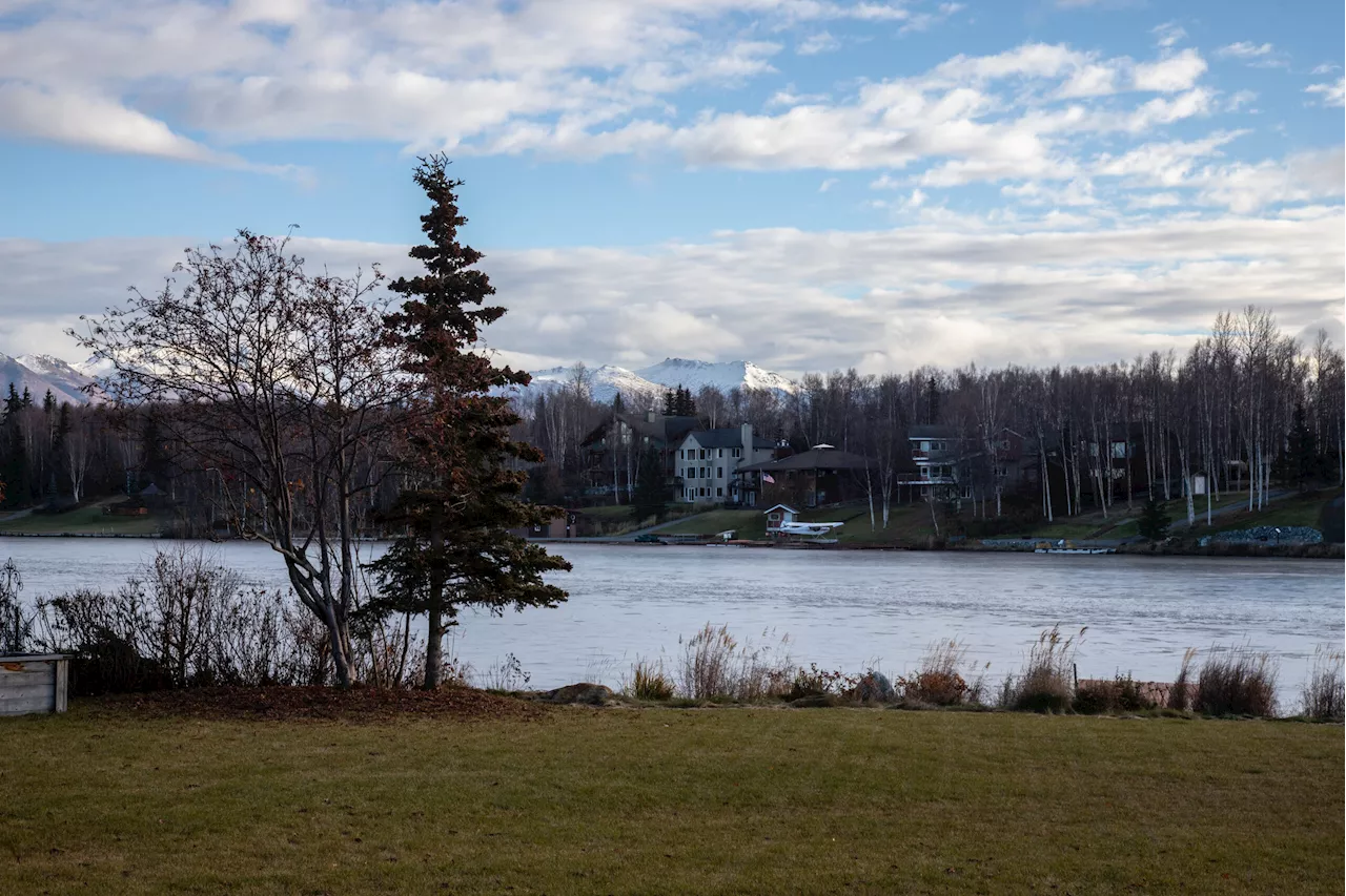 State sues Anchorage homeowners over contested public access to Campbell Lake