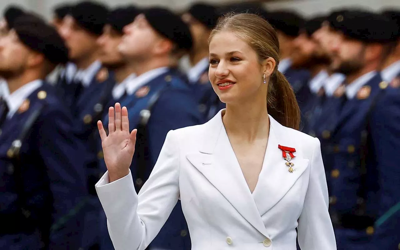 La princesa Leonor pronuncia el juramento que la legitima como futura reina de España