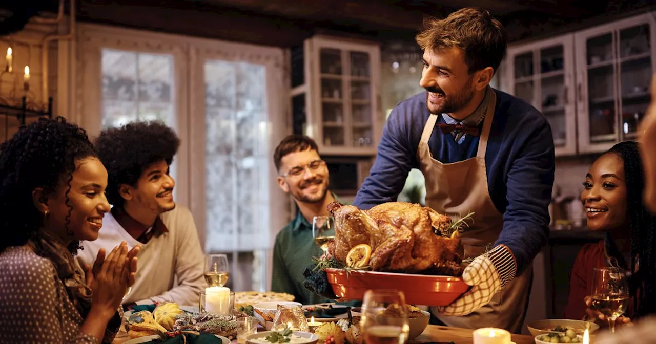 £100 difference between costs of Christmas dinner at supermarkets