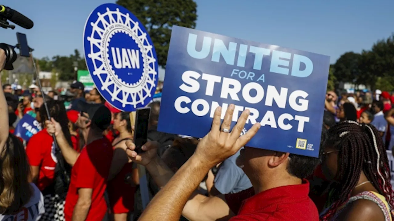 Workers Are Getting the Biggest Raises in Decades After US Labor Wins