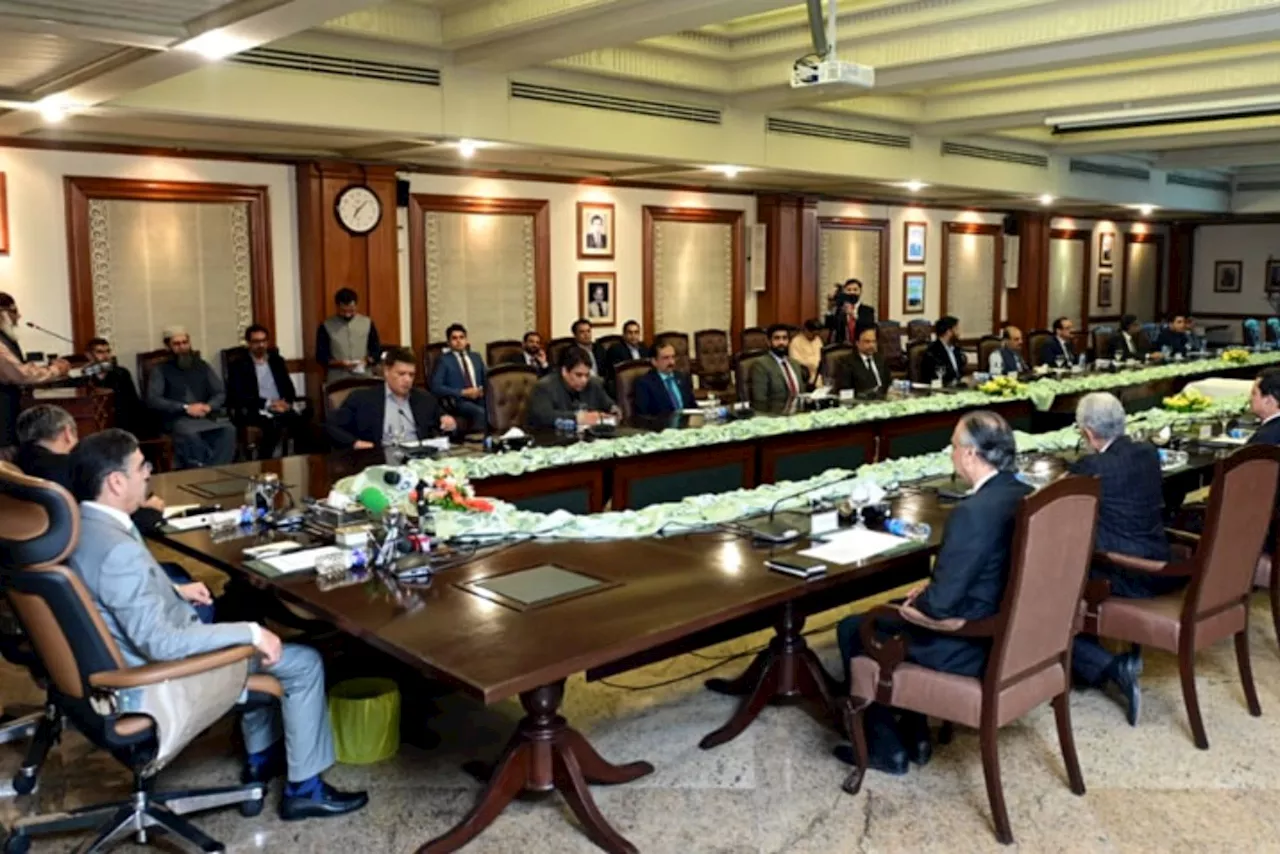 Smog issue to be taken up with India at diplomatic level: PM Kakar