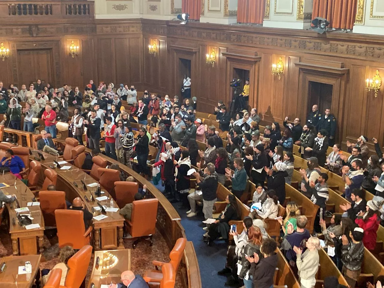 Hundreds of pro-Palestine demonstrators take to Cleveland City Council meeting to criticize Bibb, council