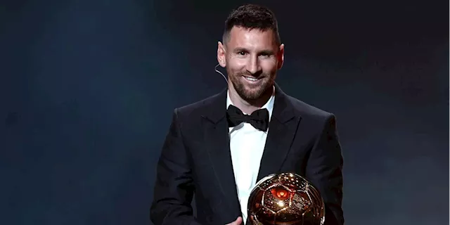 Messi Pallone d'oro, dedica da brividi a Maradona e vittoria definitiva su Ronaldo